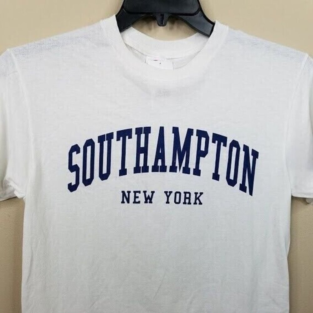 Southampton New York T Shirt Size Small White Blue Letters Spellout Short Sleeve